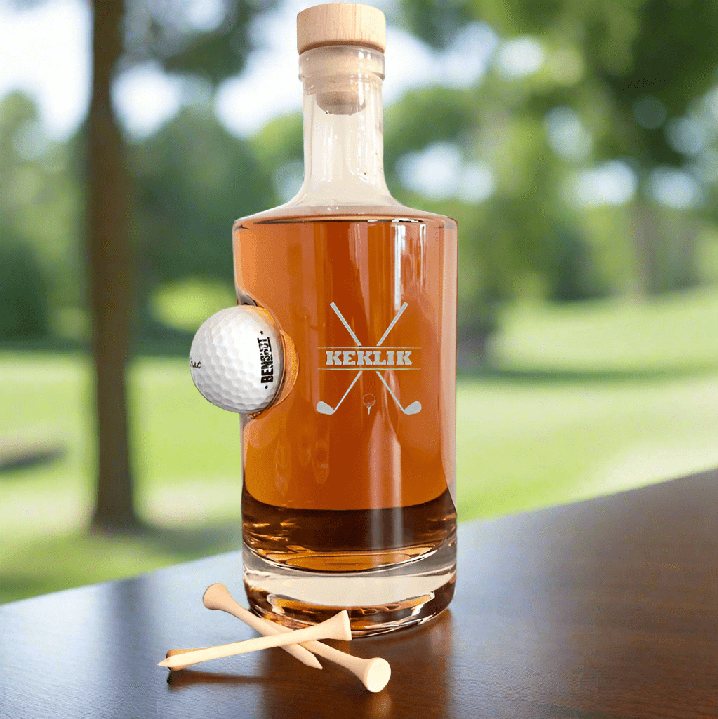 Personalized Decanter With Golf Ball with Custom Name and Golf Club Design - Unique Gift for Golf Lovers