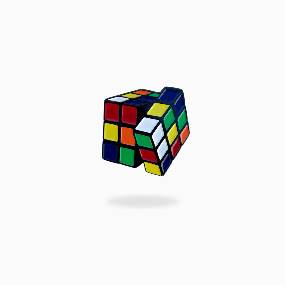 Rubik’s Cube golf ball marker with colorful retro design