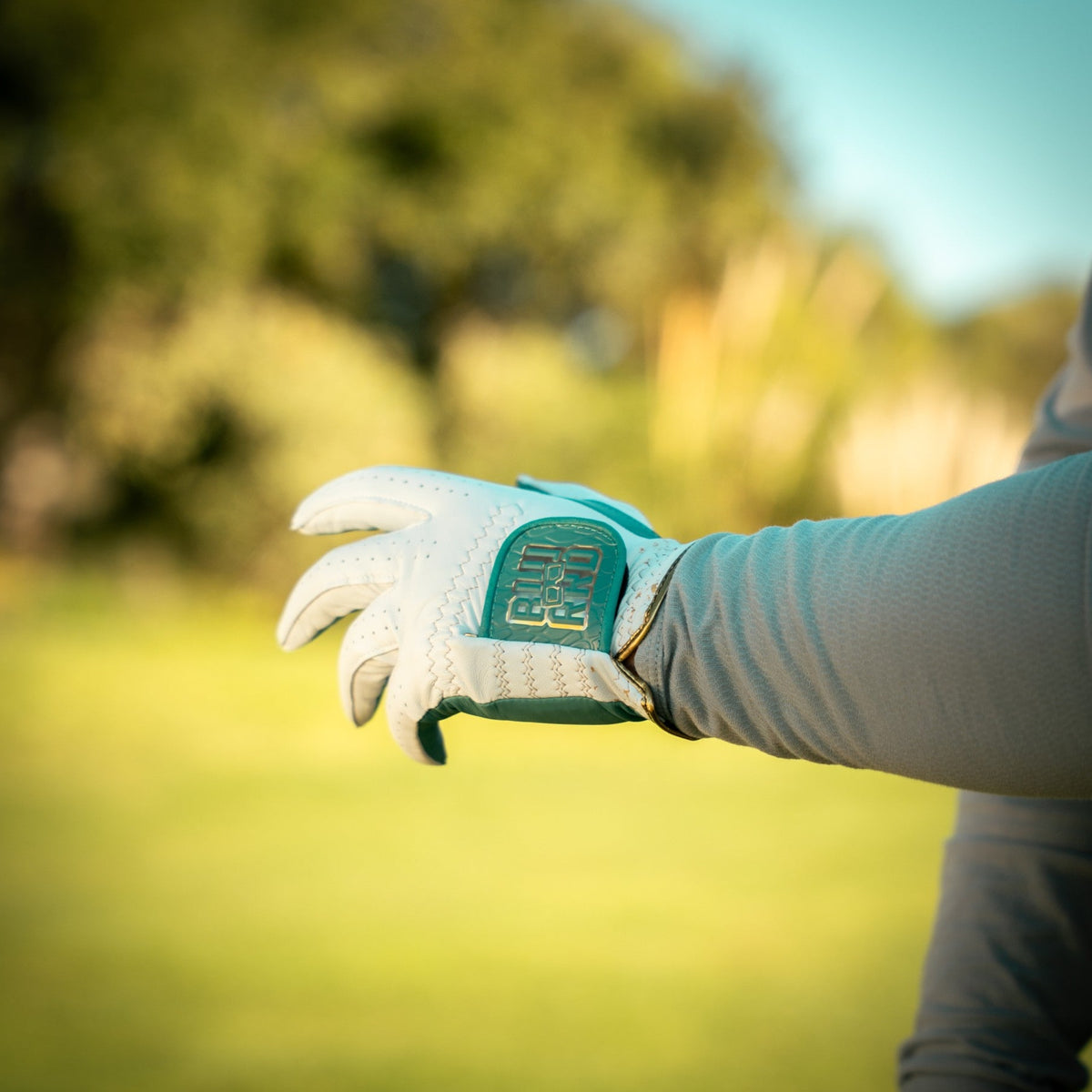 24K Seafoam &amp; White Glove 2-Pack