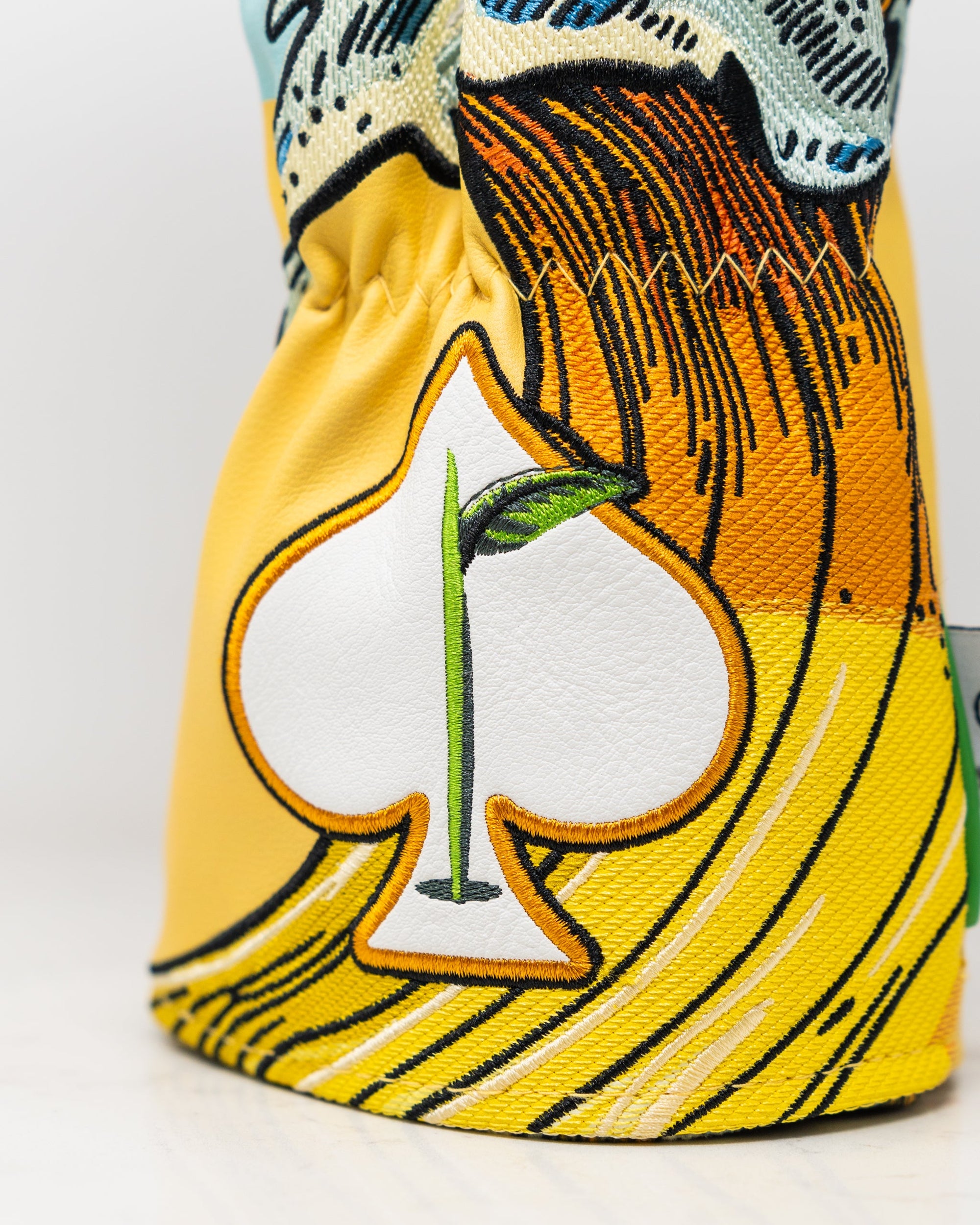 Mimosa  Head Cover