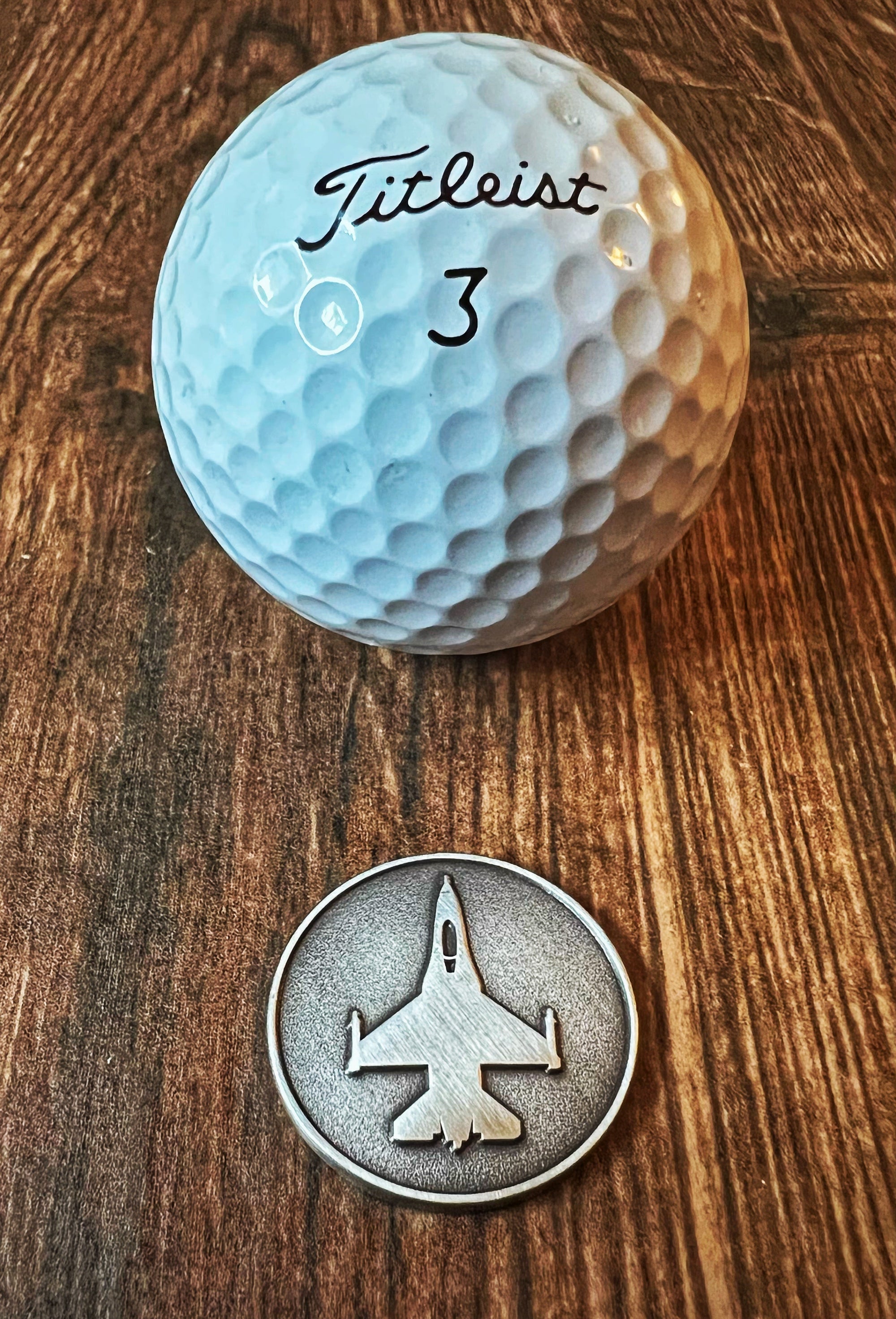 F‑16 Fighter Jet golf ball marker